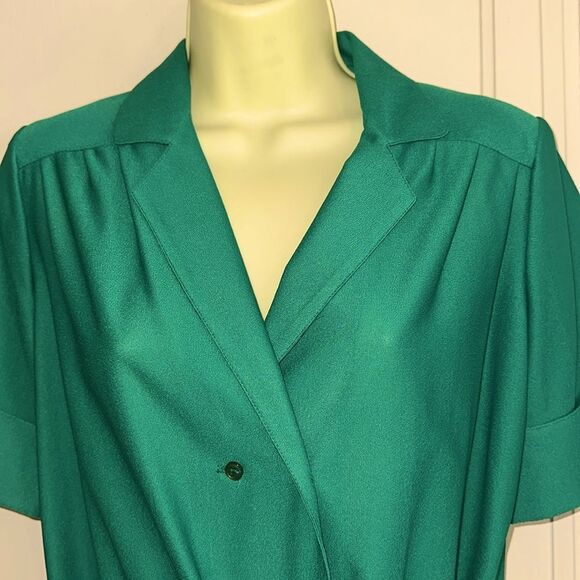 Vintage 70s Butte Brand Kelly Green Short Sleeve Two-Piece Polyester Skirt Set - Picture 3 of 8